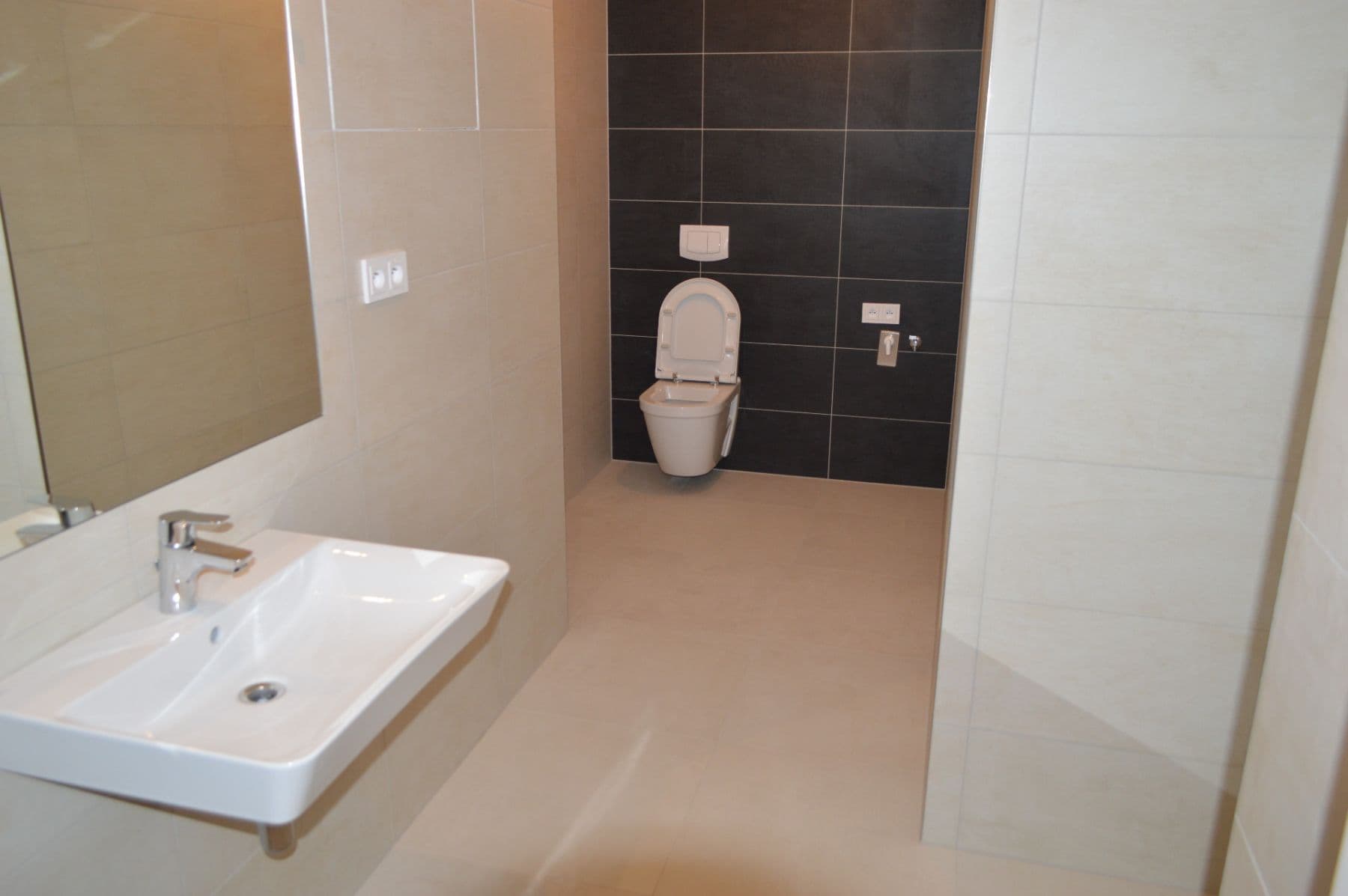 Prenájom bytu 2-izbový 65 m², Podveská, Brno, Jihomoravský kraj Prenájom bytu 2-izbový 65 m², Podveská, Brno, Jihomoravský kraj