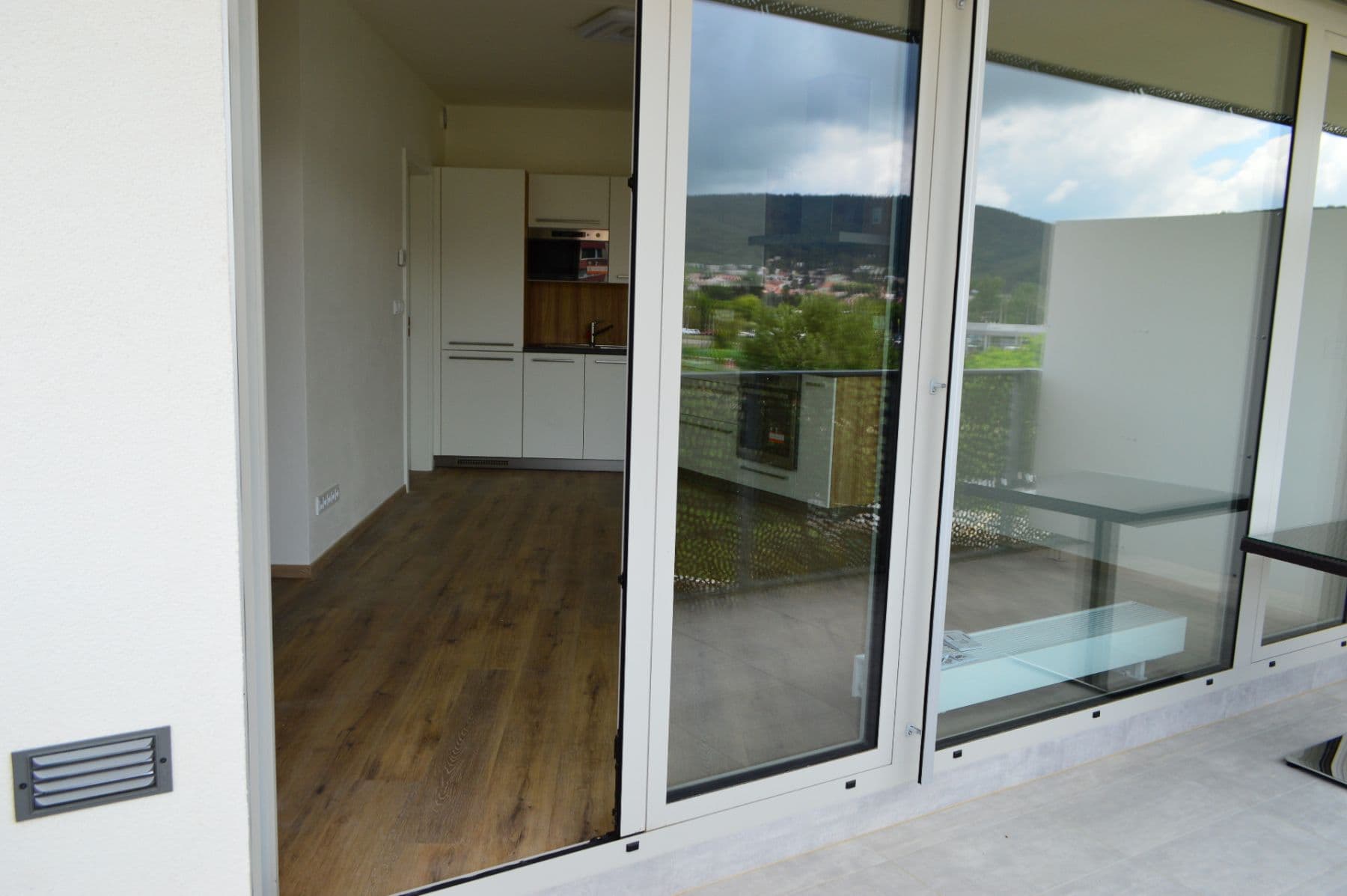 Prenájom bytu 2-izbový 65 m², Podveská, Brno, Jihomoravský kraj Prenájom bytu 2-izbový 65 m², Podveská, Brno, Jihomoravský kraj