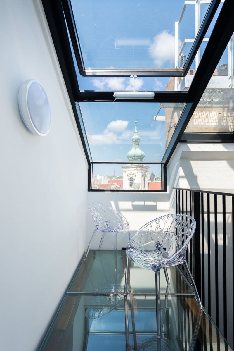 Prenájom bytu 50 m², Staroměstské náměstí, Praha, Praha Prenájom bytu 50 m², Staroměstské náměstí, Praha, Praha