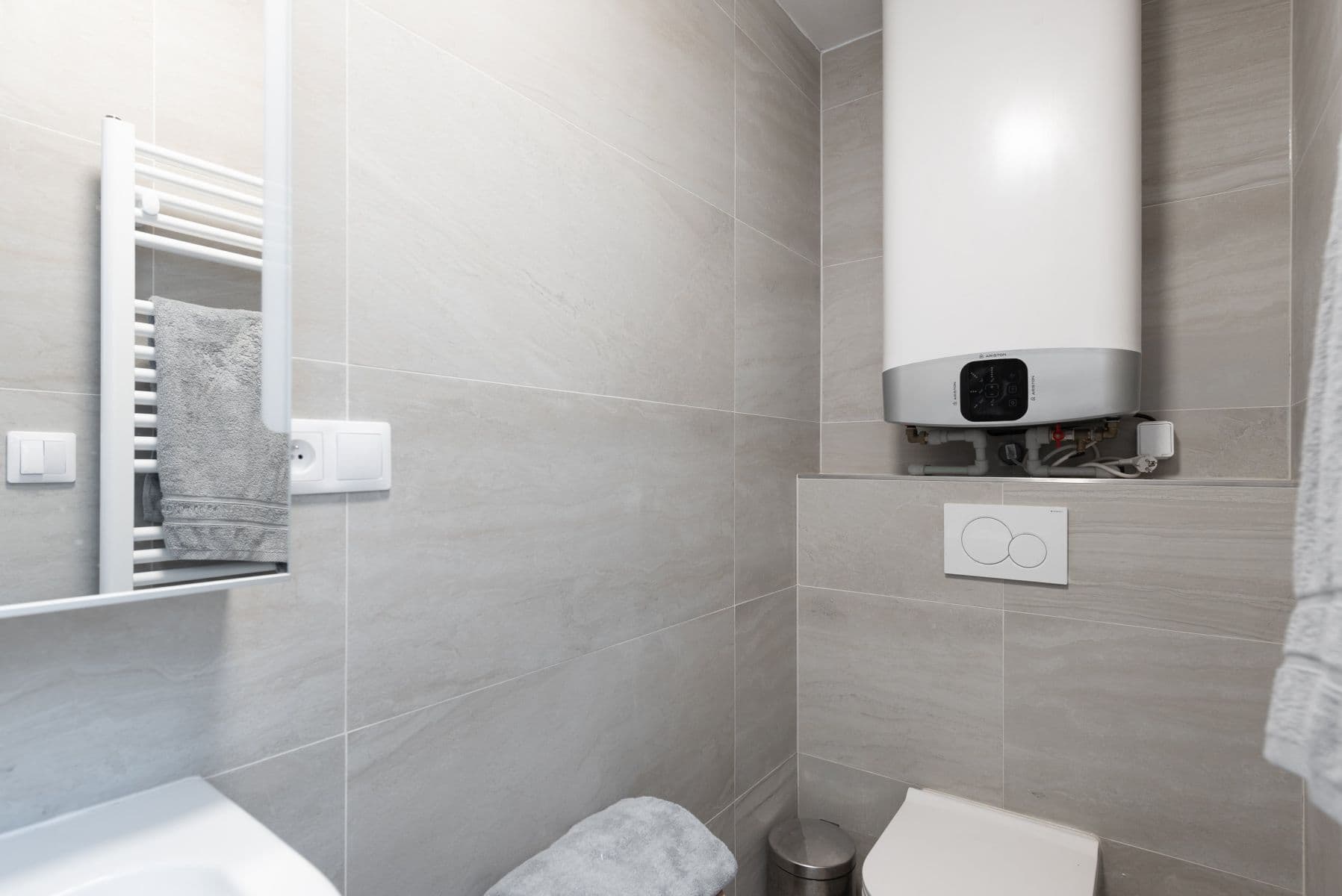 Prenájom bytu 50 m², Staroměstské náměstí, Praha, Praha Prenájom bytu 50 m², Staroměstské náměstí, Praha, Praha