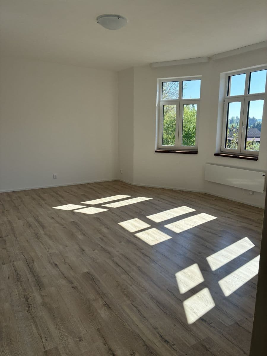 Prenájom bytu 2-izbový 51 m², Postupice, Středočeský kraj Prenájom bytu 2-izbový 51 m², Postupice, Středočeský kraj