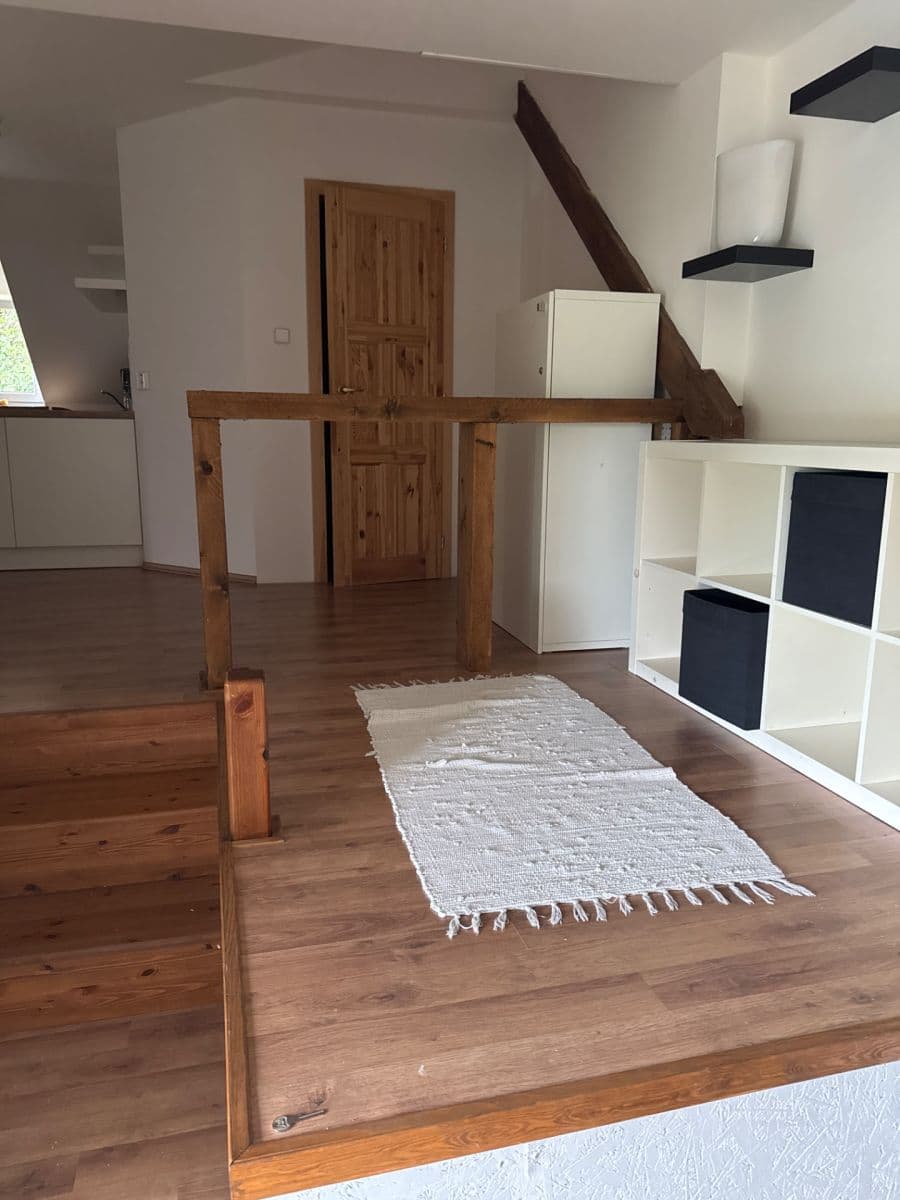 Prenájom bytu 2-izbový 89 m², Povltavská, Klecany, Středočeský kraj Prenájom bytu 2-izbový 89 m², Povltavská, Klecany, Středočeský kraj