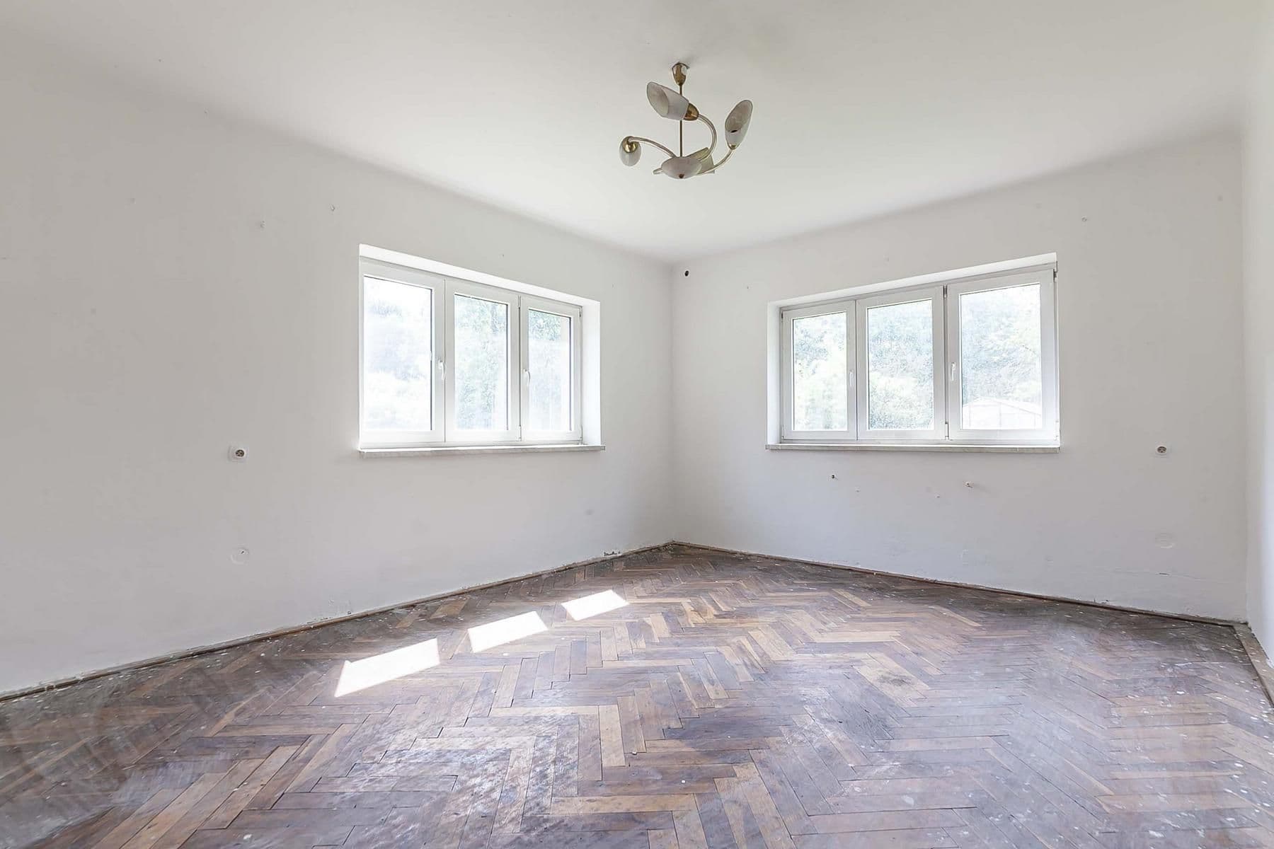 Predaj domu 322 m², pozemek 1.590 m², Chyjice, Královéhradecký kraj Predaj domu 322 m², pozemek 1.590 m², Chyjice, Královéhradecký kraj