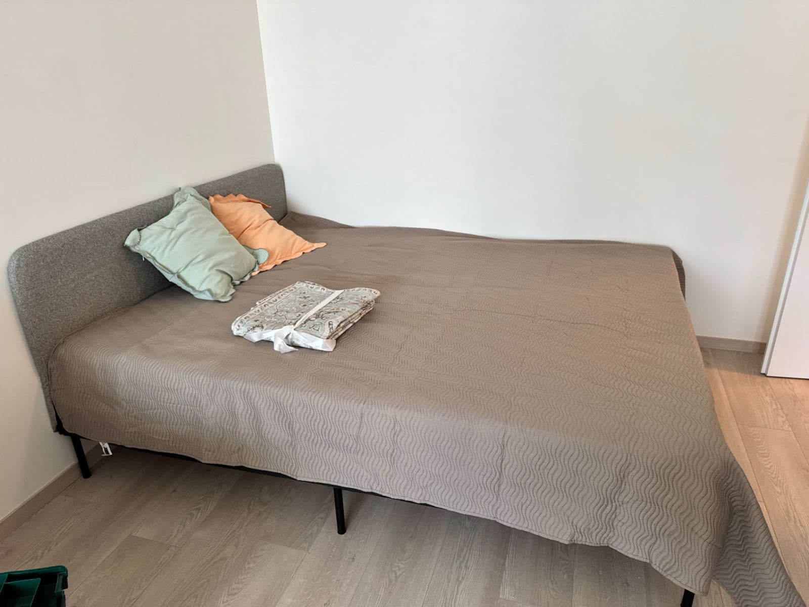 Prenájom bytu 1-izbový 39 m², Poděbradská, Praha, Praha Prenájom bytu 1-izbový 39 m², Poděbradská, Praha, Praha