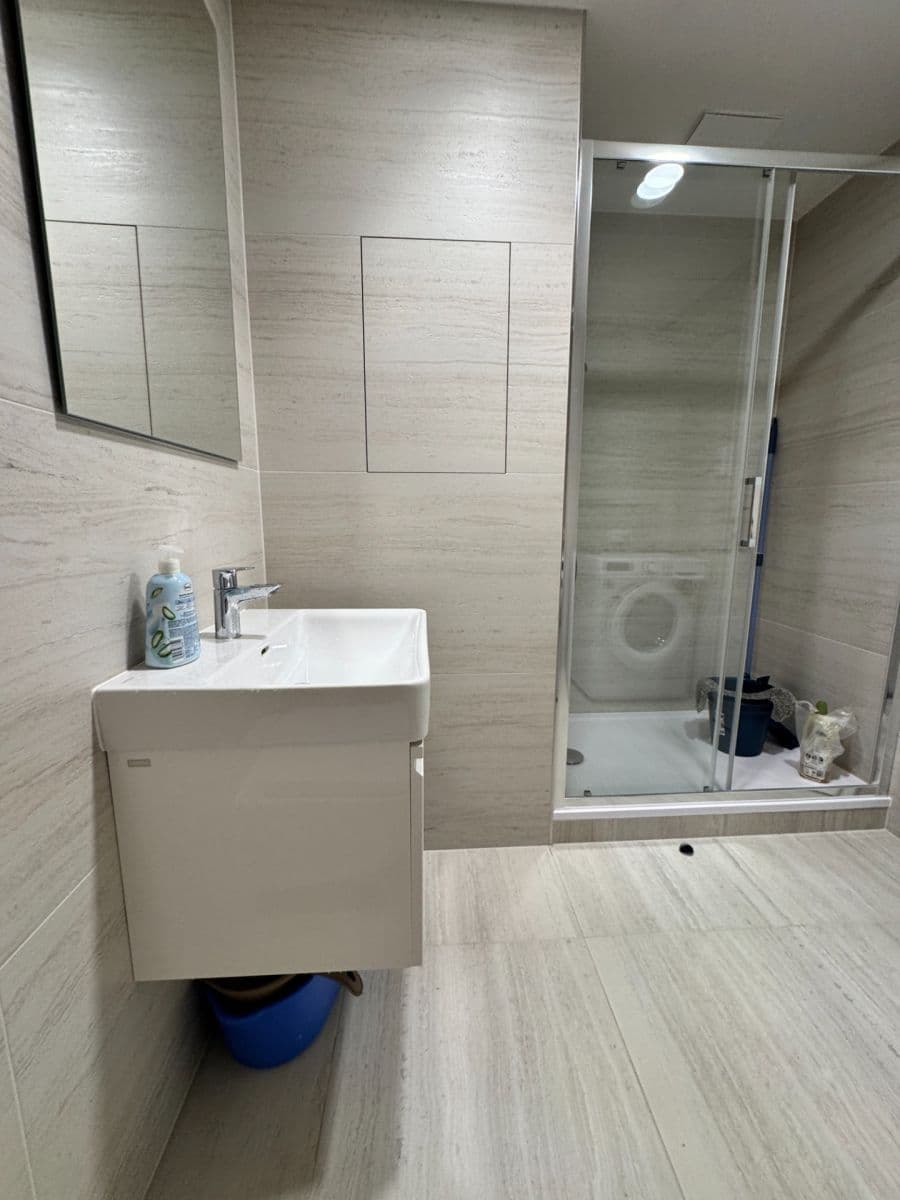 Prenájom bytu 1-izbový 39 m², Poděbradská, Praha, Praha Prenájom bytu 1-izbový 39 m², Poděbradská, Praha, Praha