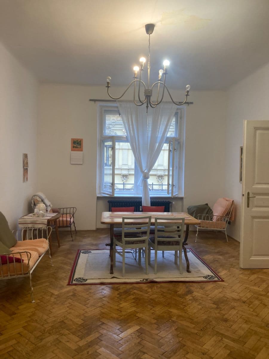 Prenájom bytu 3-izbový 72 m², Jeruzalémská, Praha, Praha Prenájom bytu 3-izbový 72 m², Jeruzalémská, Praha, Praha