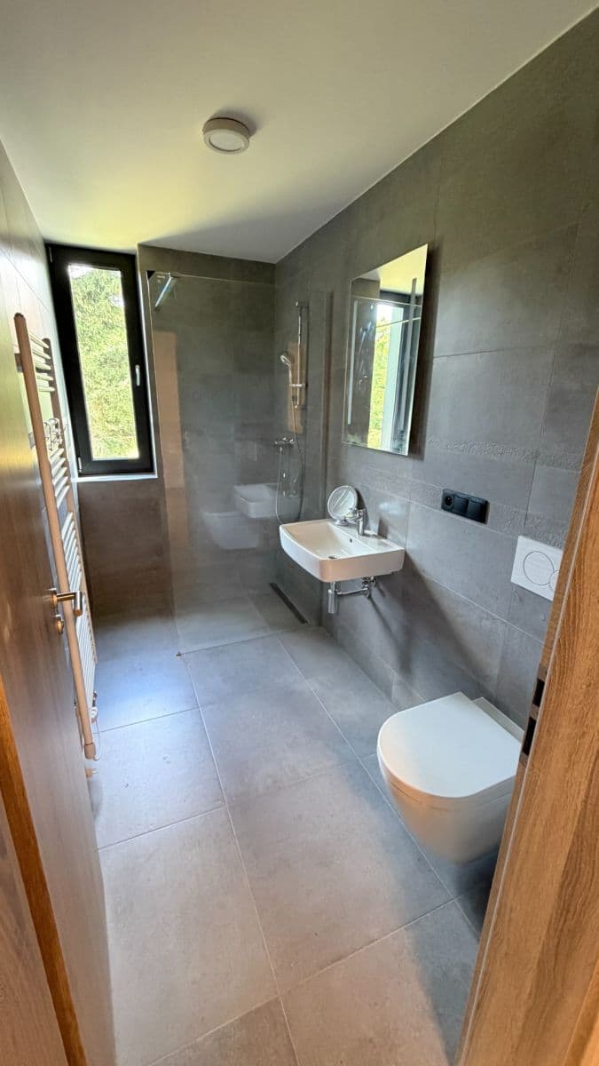 Prenájom bytu 2-izbový 44 m², Nádražní, Hořovice, Středočeský kraj Prenájom bytu 2-izbový 44 m², Nádražní, Hořovice, Středočeský kraj
