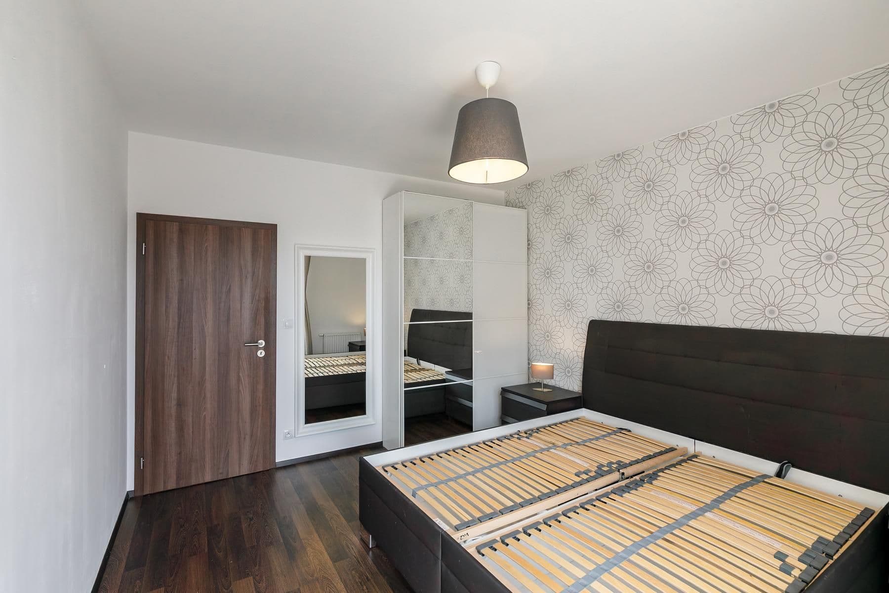 Predaj bytu 2-izbový 65 m², Hlučkova, Praha, Praha Predaj bytu 2-izbový 65 m², Hlučkova, Praha, Praha