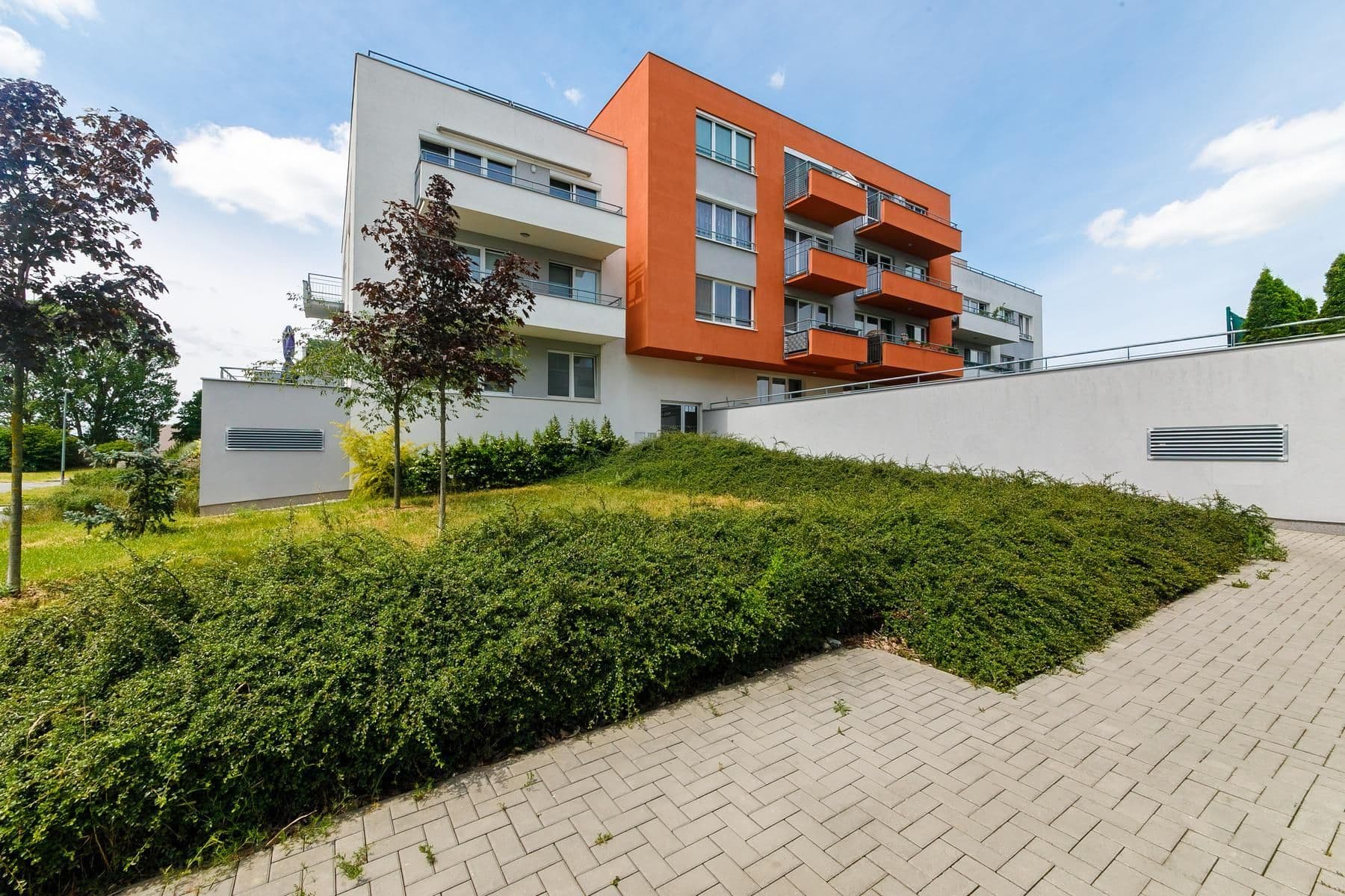 Predaj bytu 2-izbový 65 m², Hlučkova, Praha, Praha Predaj bytu 2-izbový 65 m², Hlučkova, Praha, Praha