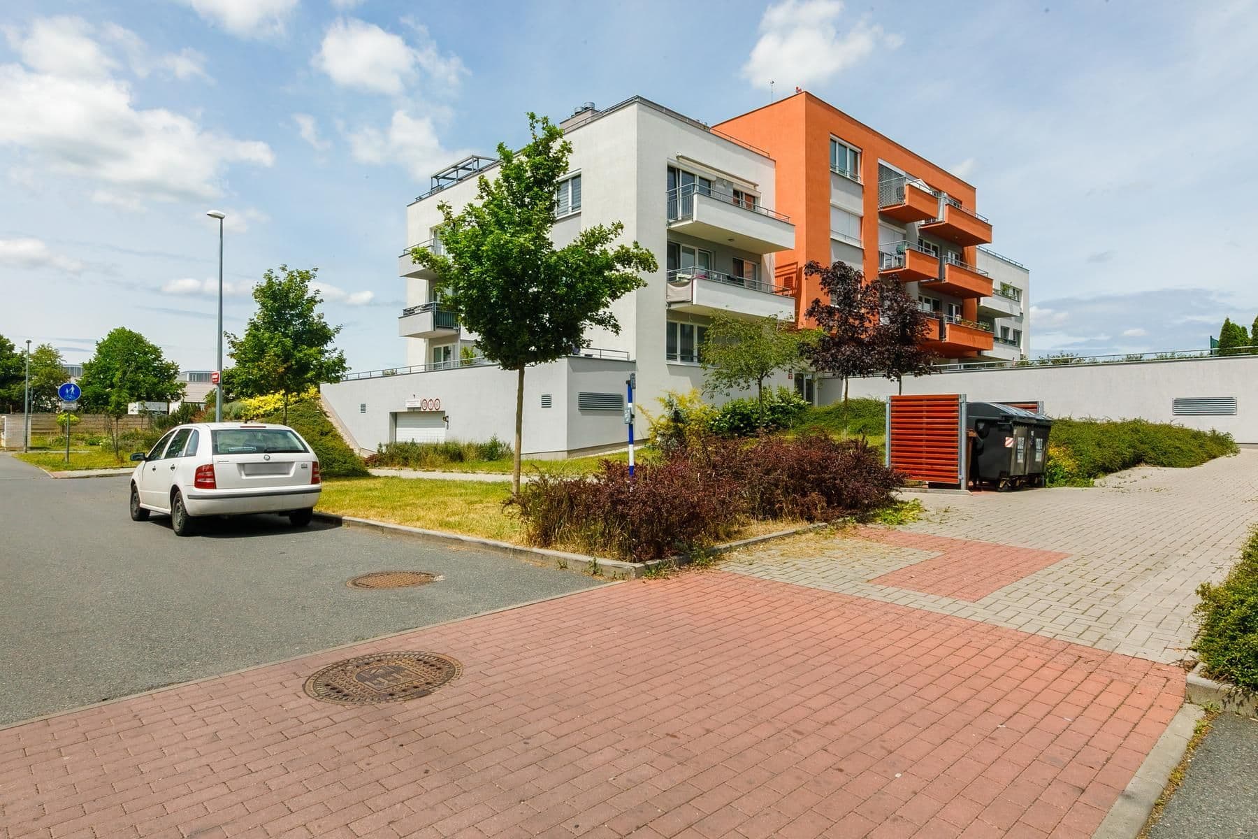 Predaj bytu 2-izbový 65 m², Hlučkova, Praha, Praha Predaj bytu 2-izbový 65 m², Hlučkova, Praha, Praha