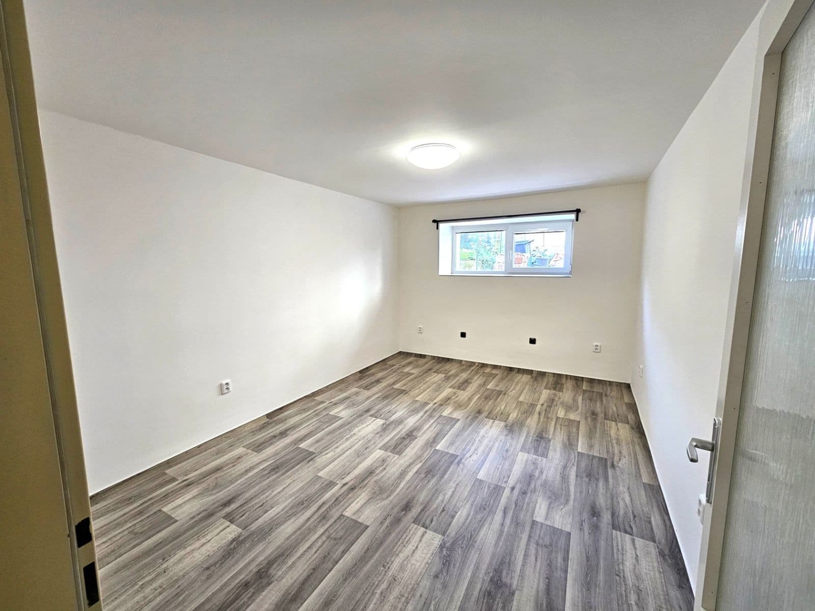 Prenájom bytu 1-izbový 39 m², Malátova, Brno, Jihomoravský kraj Prenájom bytu 1-izbový 39 m², Malátova, Brno, Jihomoravský kraj