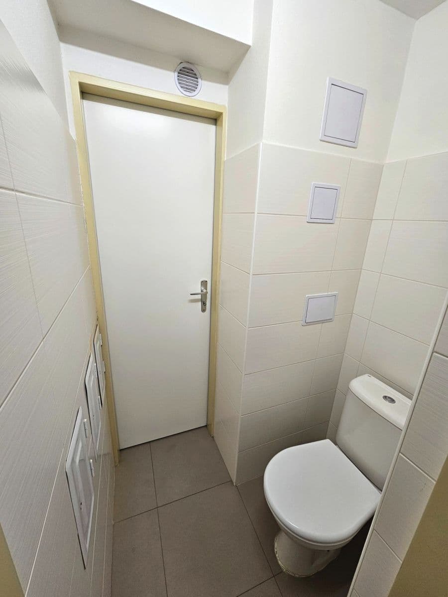 Prenájom bytu 1-izbový 39 m², Malátova, Brno, Jihomoravský kraj Prenájom bytu 1-izbový 39 m², Malátova, Brno, Jihomoravský kraj