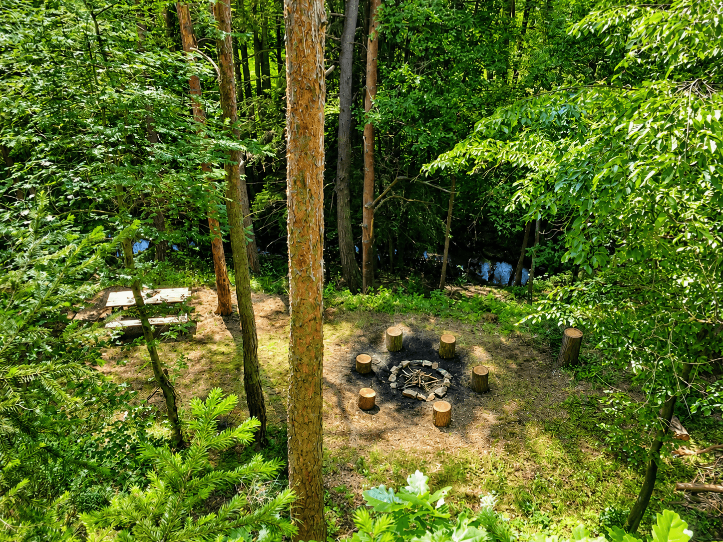 Predaj rekreačného objektu 50 m², pozemek 4.459 m², Malá Hraštice, Středočeský kraj Predaj rekreačného objektu 50 m², pozemek 4.459 m², Malá Hraštice, Středočeský kraj