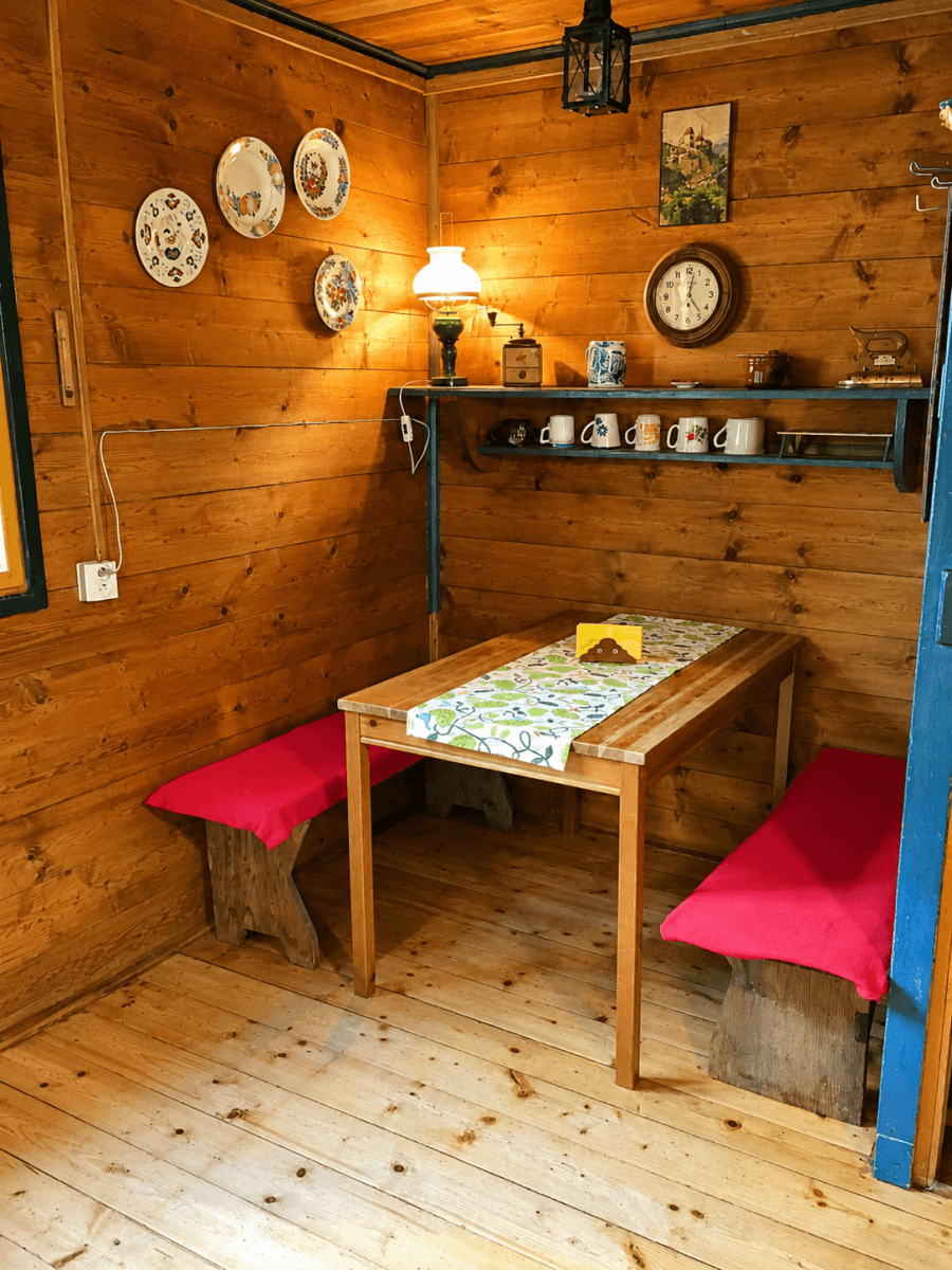Predaj rekreačného objektu 50 m², pozemek 4.459 m², Malá Hraštice, Středočeský kraj Predaj rekreačného objektu 50 m², pozemek 4.459 m², Malá Hraštice, Středočeský kraj