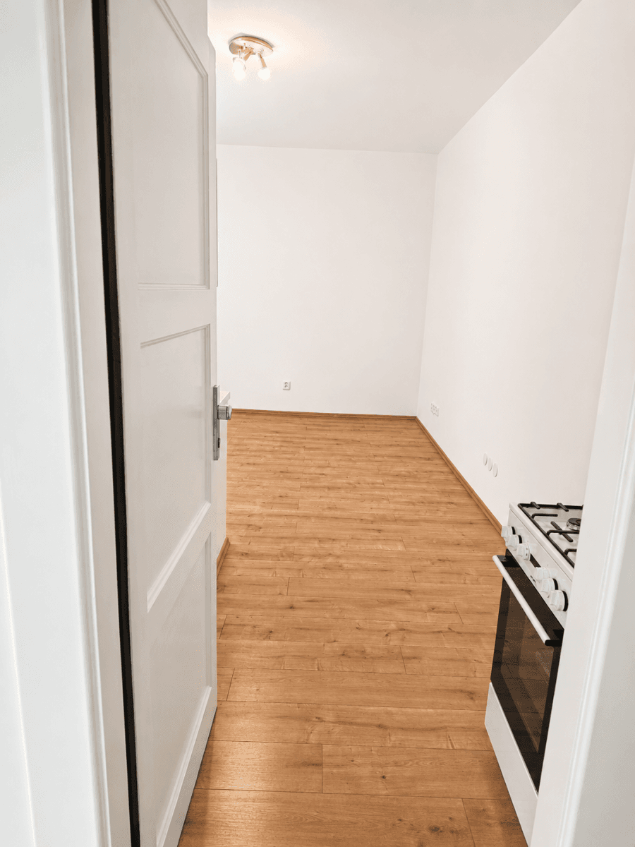 Prenájom bytu 1-izbový 20 m², Starochuchelská, Praha, Praha Prenájom bytu 1-izbový 20 m², Starochuchelská, Praha, Praha