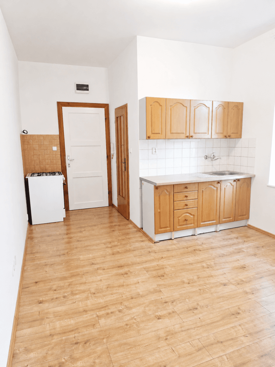 Prenájom bytu 1-izbový 20 m², Starochuchelská, Praha, Praha Prenájom bytu 1-izbový 20 m², Starochuchelská, Praha, Praha