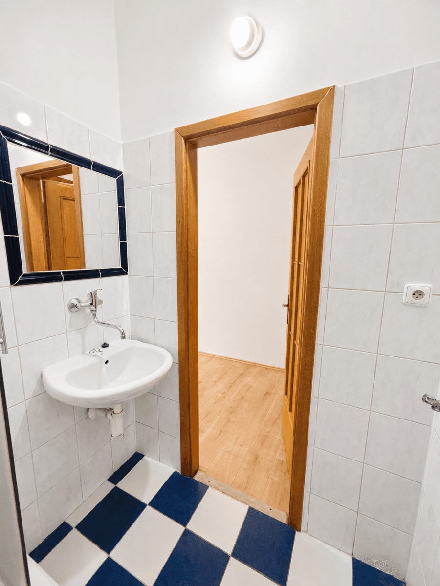 Prenájom bytu 1-izbový 20 m², Starochuchelská, Praha, Praha Prenájom bytu 1-izbový 20 m², Starochuchelská, Praha, Praha