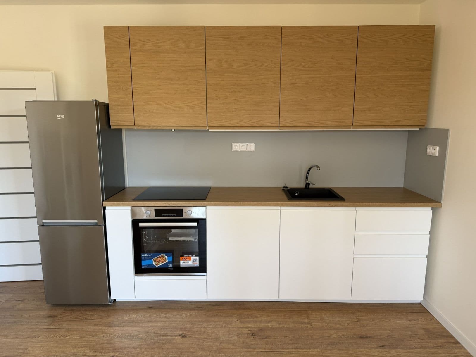 Prenájom bytu 2-izbový 54 m², Lubenská, Rakovník, Středočeský kraj Prenájom bytu 2-izbový 54 m², Lubenská, Rakovník, Středočeský kraj