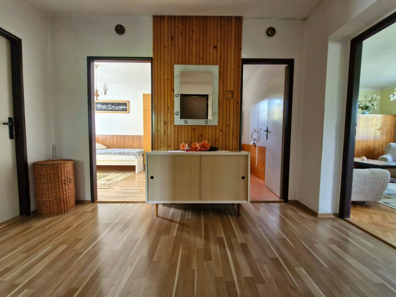 Predaj domu 142 m², pozemek 895 m², Dolná Trnovská, Žilina, Žilinský kraj Predaj domu 142 m², pozemek 895 m², Dolná Trnovská, Žilina, Žilinský kraj
