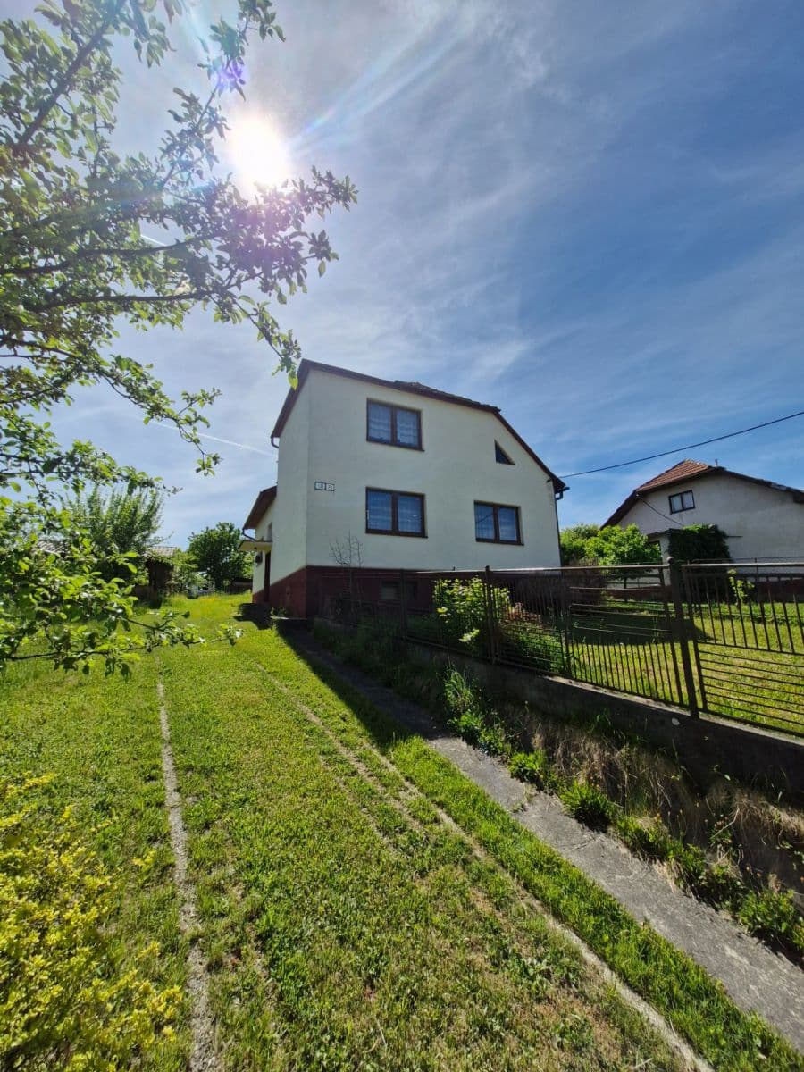Predaj domu 142 m², pozemek 895 m², Dolná Trnovská, Žilina, Žilinský kraj Predaj domu 142 m², pozemek 895 m², Dolná Trnovská, Žilina, Žilinský kraj