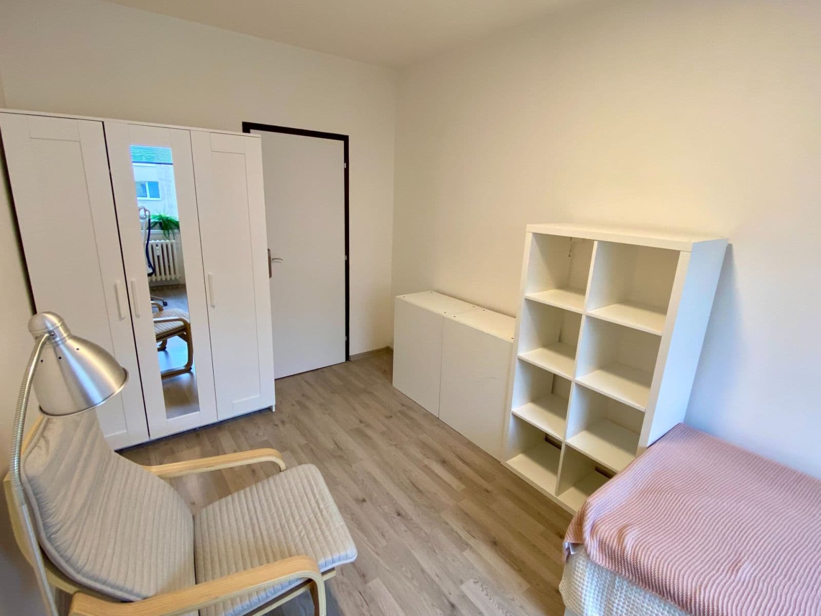 Prenájom bytu 1-izbový 18 m², Vazovova, Praha, Praha Prenájom bytu 1-izbový 18 m², Vazovova, Praha, Praha