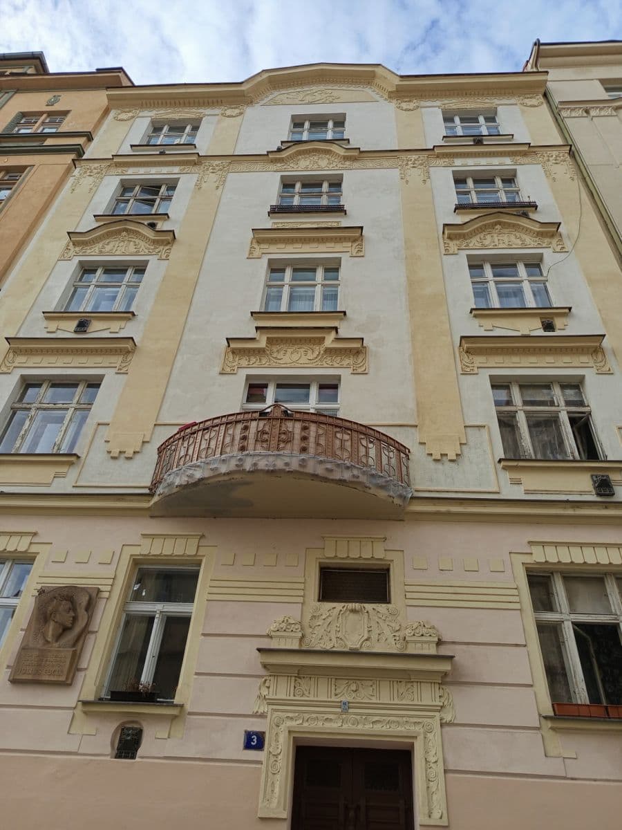 Prenájom bytu 1-izbový 47 m², Bulharská, Praha, Praha Prenájom bytu 1-izbový 47 m², Bulharská, Praha, Praha