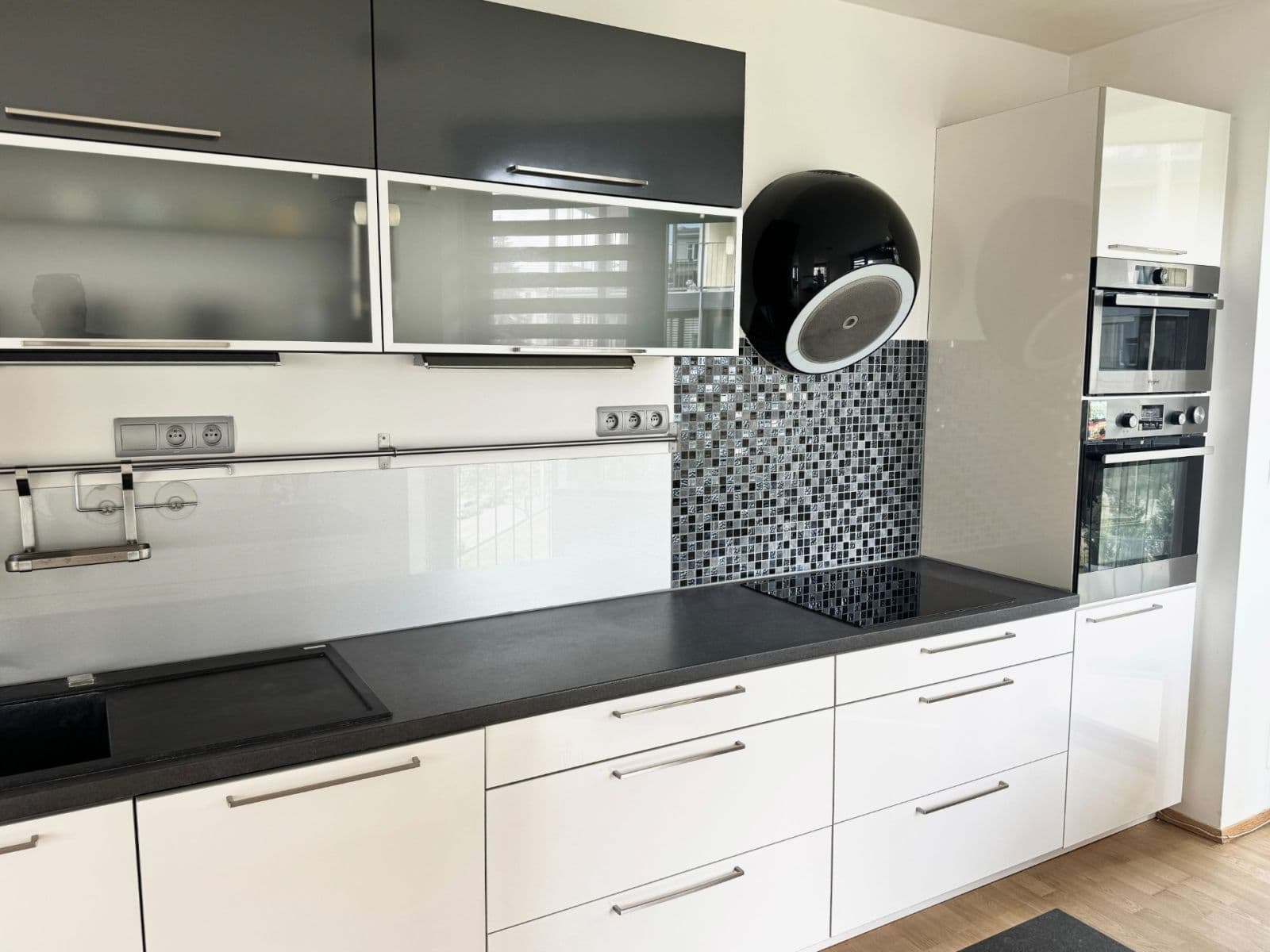 Predaj bytu 3-izbový 95 m², Pitterova, Praha, Praha Predaj bytu 3-izbový 95 m², Pitterova, Praha, Praha
