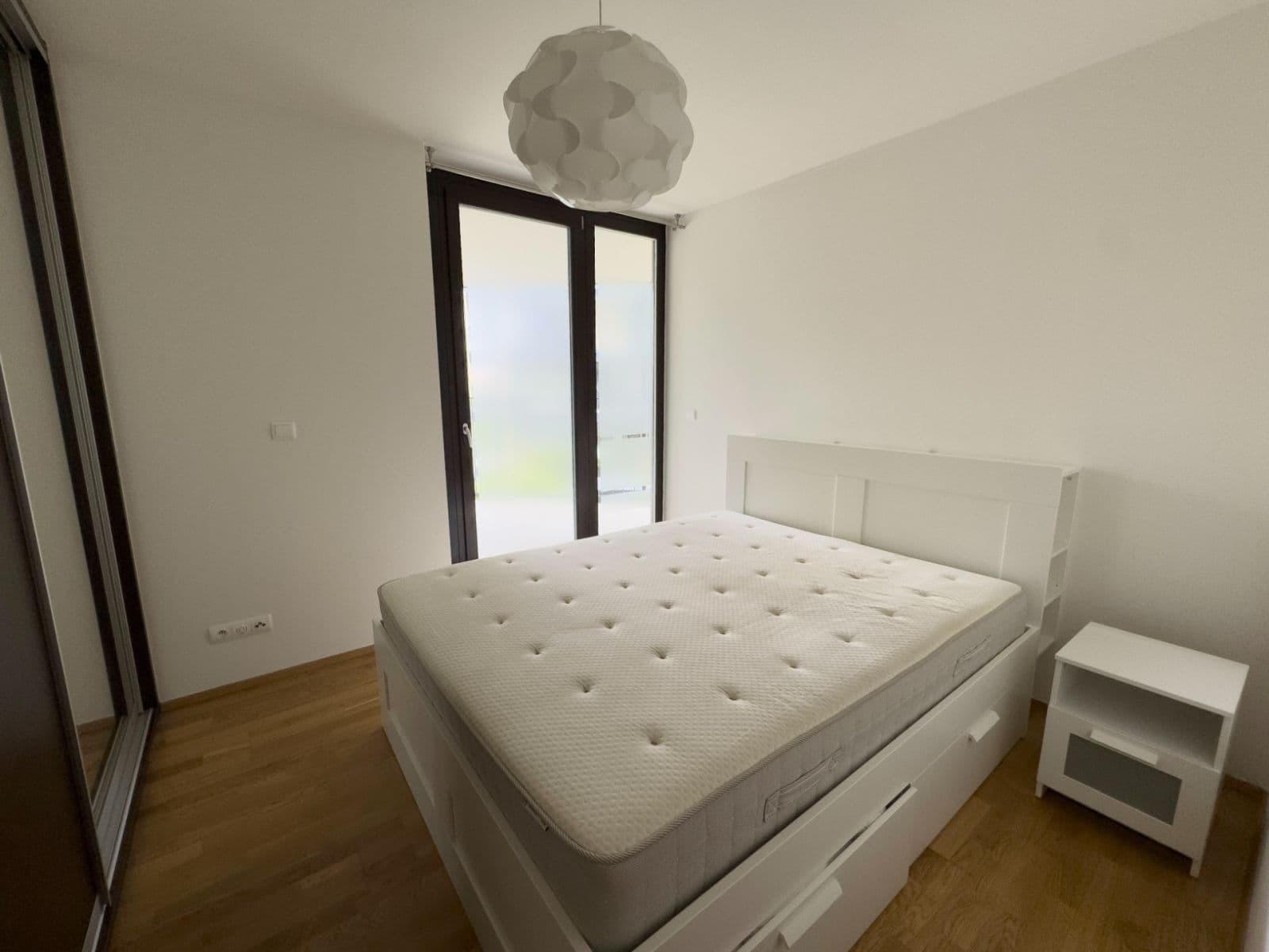 Predaj bytu 3-izbový 95 m², Pitterova, Praha, Praha Predaj bytu 3-izbový 95 m², Pitterova, Praha, Praha