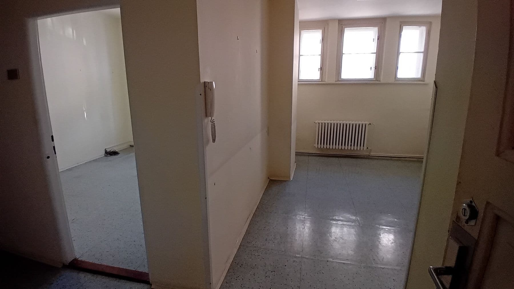 Prenájom nebytového priestoru 85 m², Hartigova, Praha, Praha Prenájom nebytového priestoru 85 m², Hartigova, Praha, Praha