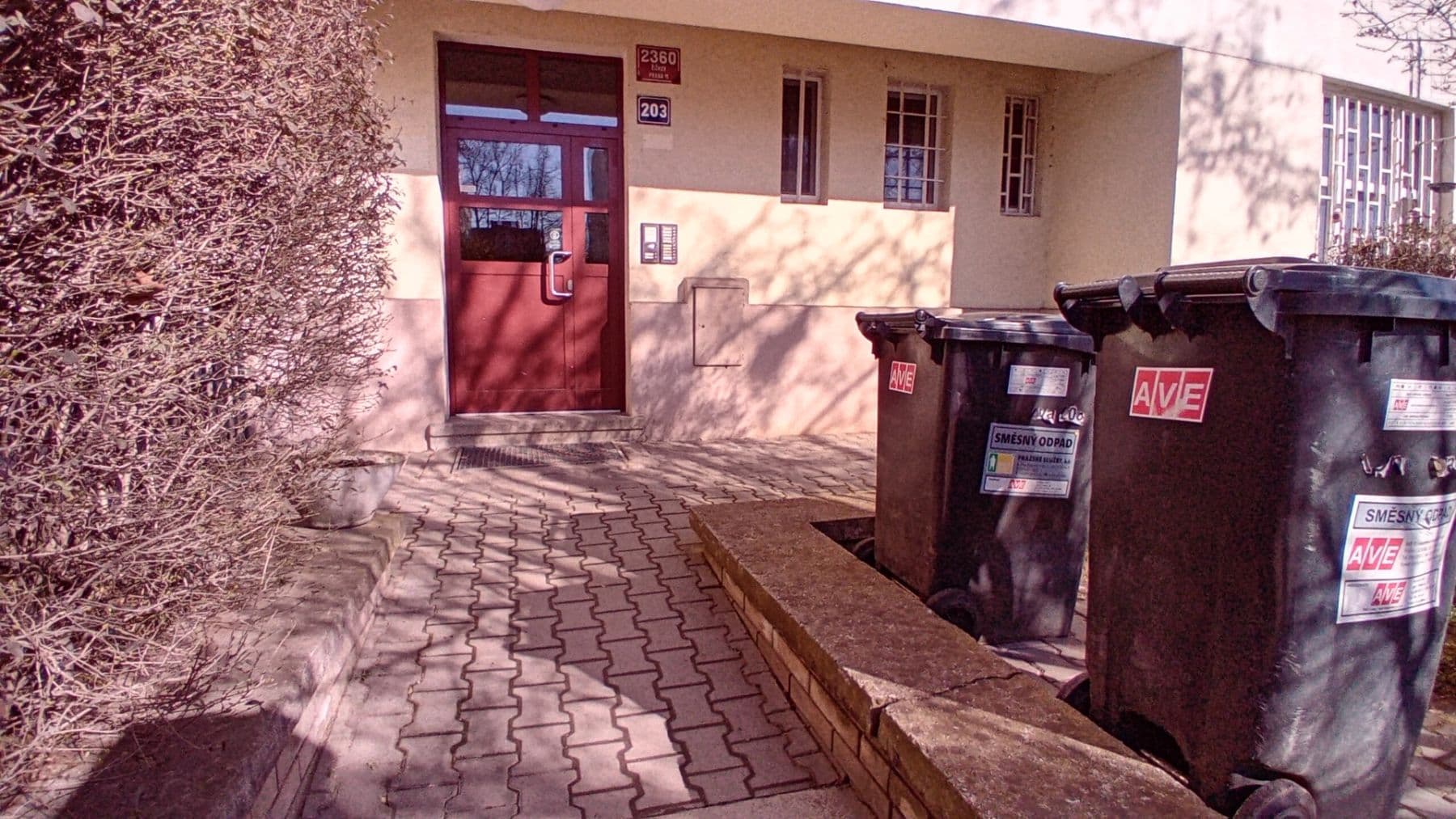 Prenájom nebytového priestoru 85 m², Hartigova, Praha, Praha Prenájom nebytového priestoru 85 m², Hartigova, Praha, Praha