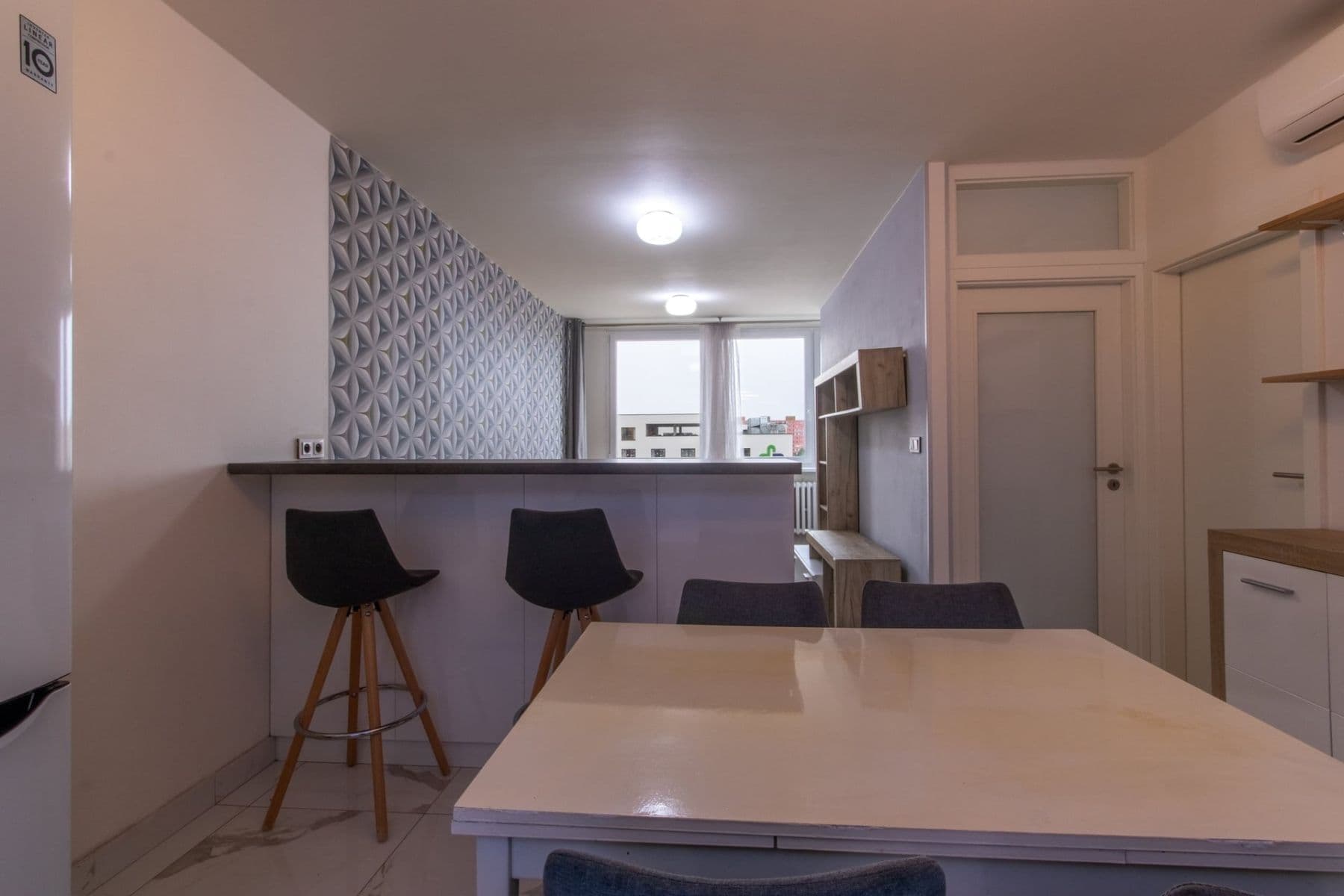 Prenájom bytu 2-izbový 50 m², Zelenohorská, Praha, Praha Prenájom bytu 2-izbový 50 m², Zelenohorská, Praha, Praha