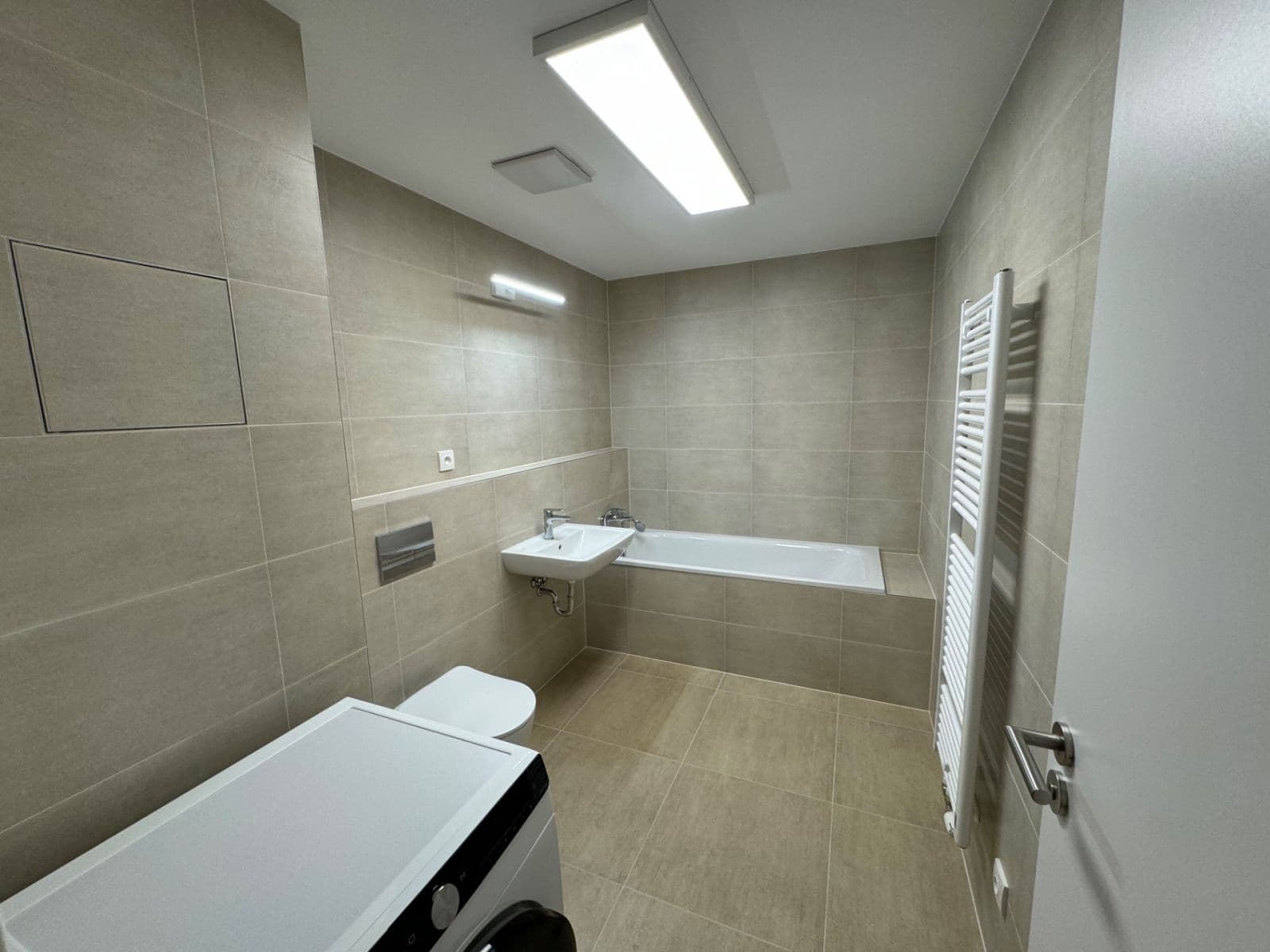 Prenájom bytu 1-izbový 32 m², Olgy Havlové, Praha, Praha Prenájom bytu 1-izbový 32 m², Olgy Havlové, Praha, Praha