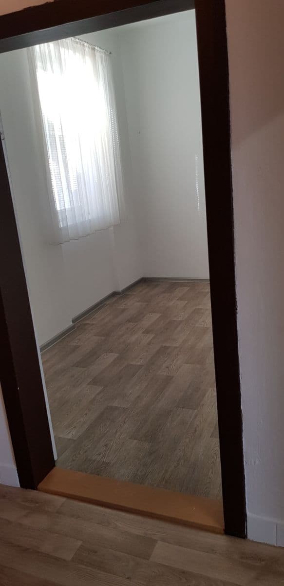 Predaj domu 80 m², pozemek 302 m², Dukelských bojovníků, Znojmo, Jihomoravský kraj Predaj domu 80 m², pozemek 302 m², Dukelských bojovníků, Znojmo, Jihomoravský kraj