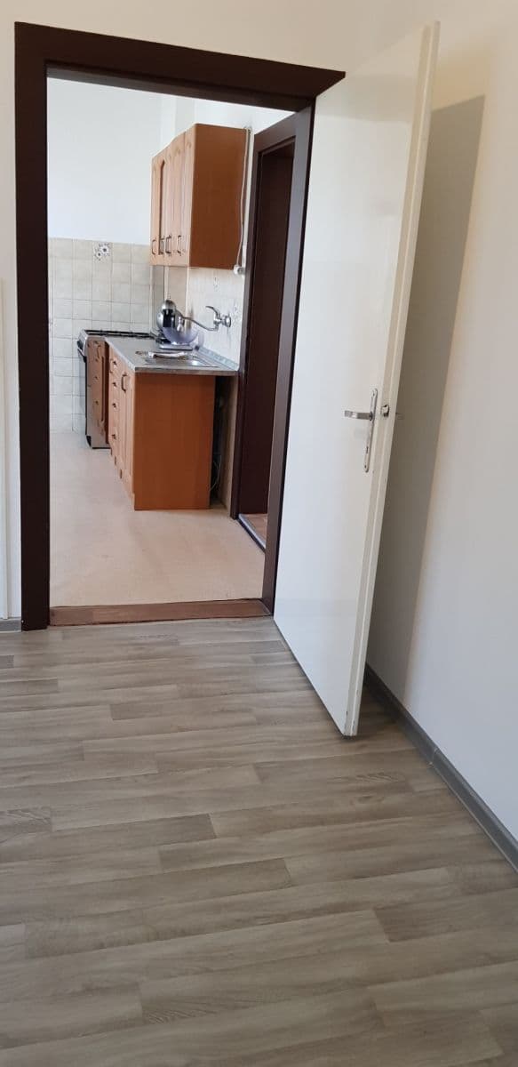 Predaj domu 80 m², pozemek 302 m², Dukelských bojovníků, Znojmo, Jihomoravský kraj Predaj domu 80 m², pozemek 302 m², Dukelských bojovníků, Znojmo, Jihomoravský kraj