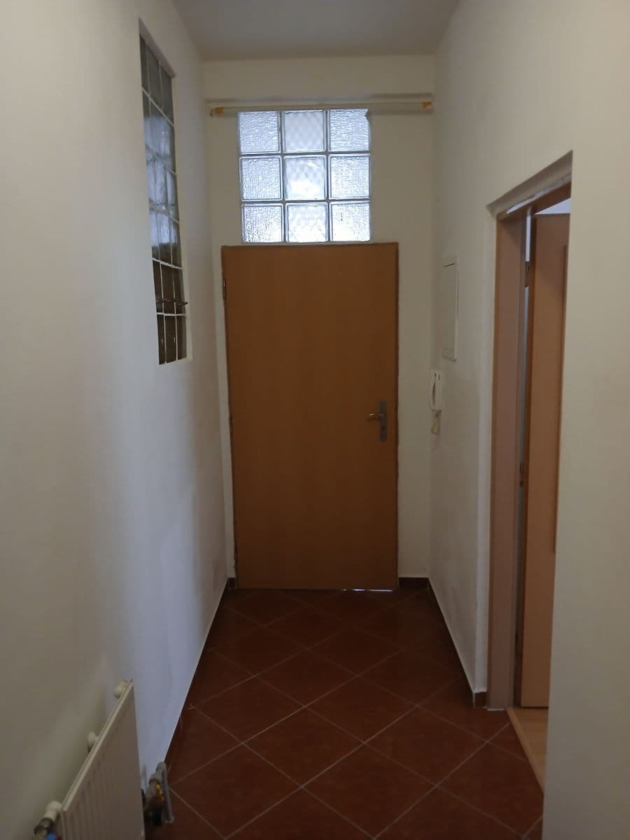 Prenájom kancelárie 39 m², Pod Branou, Příbram, Středočeský kraj Prenájom kancelárie 39 m², Pod Branou, Příbram, Středočeský kraj