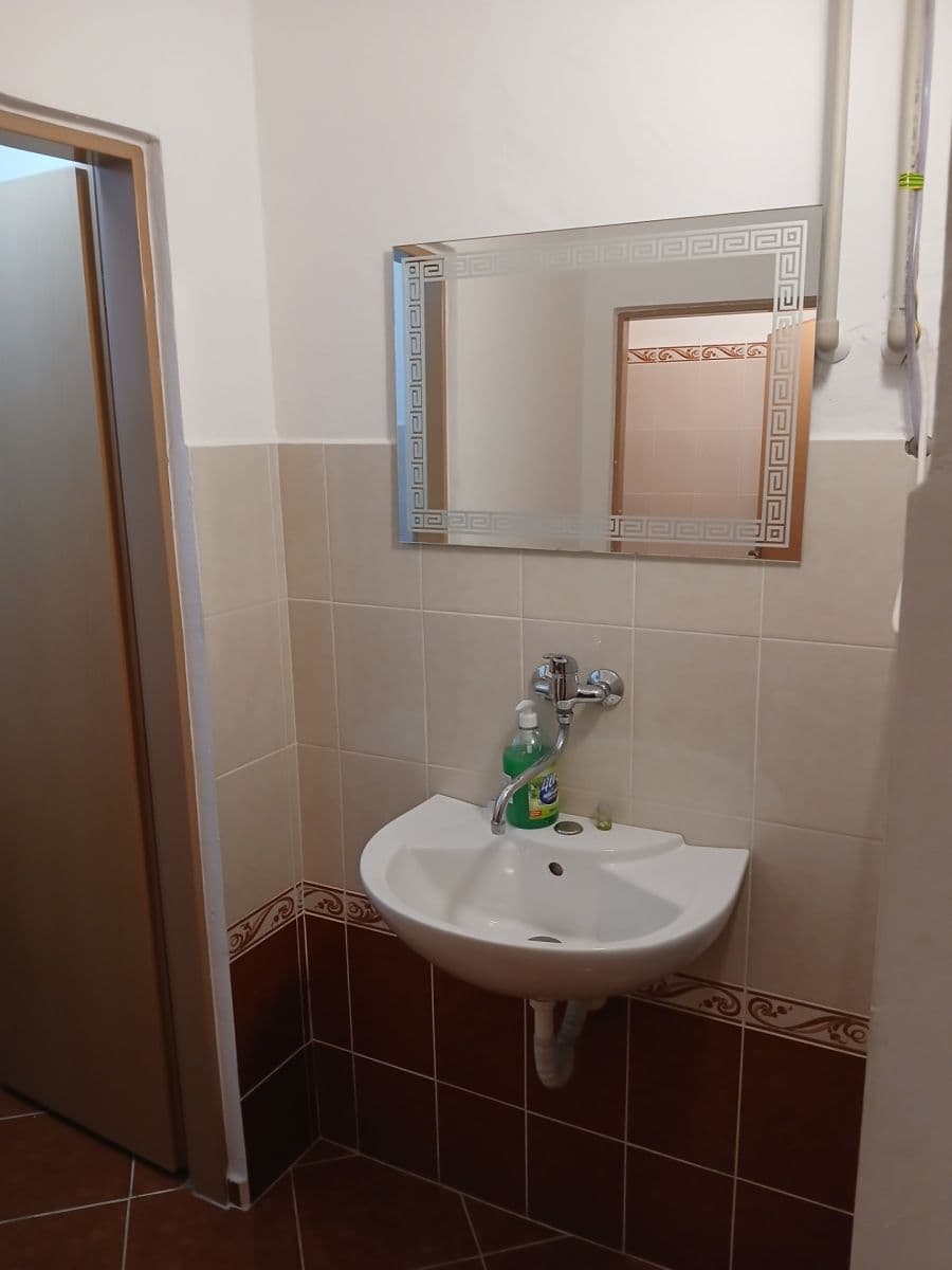 Prenájom kancelárie 39 m², Pod Branou, Příbram, Středočeský kraj Prenájom kancelárie 39 m², Pod Branou, Příbram, Středočeský kraj
