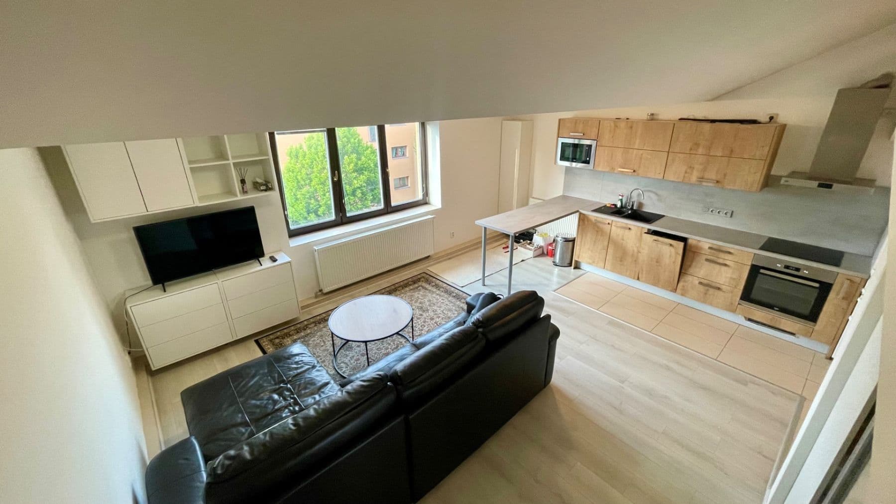 Prenájom bytu 1-izbový 51 m², Čsl. armády, Hostivice, Středočeský kraj Prenájom bytu 1-izbový 51 m², Čsl. armády, Hostivice, Středočeský kraj