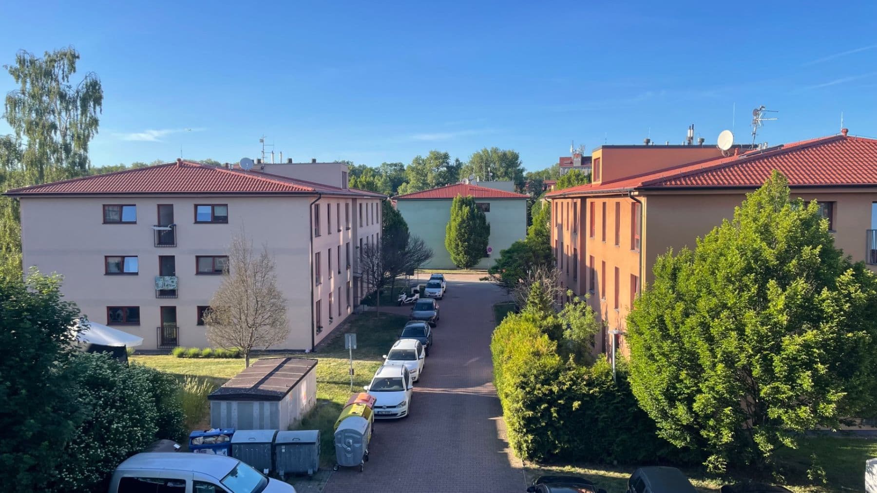 Prenájom bytu 1-izbový 51 m², Čsl. armády, Hostivice, Středočeský kraj Prenájom bytu 1-izbový 51 m², Čsl. armády, Hostivice, Středočeský kraj