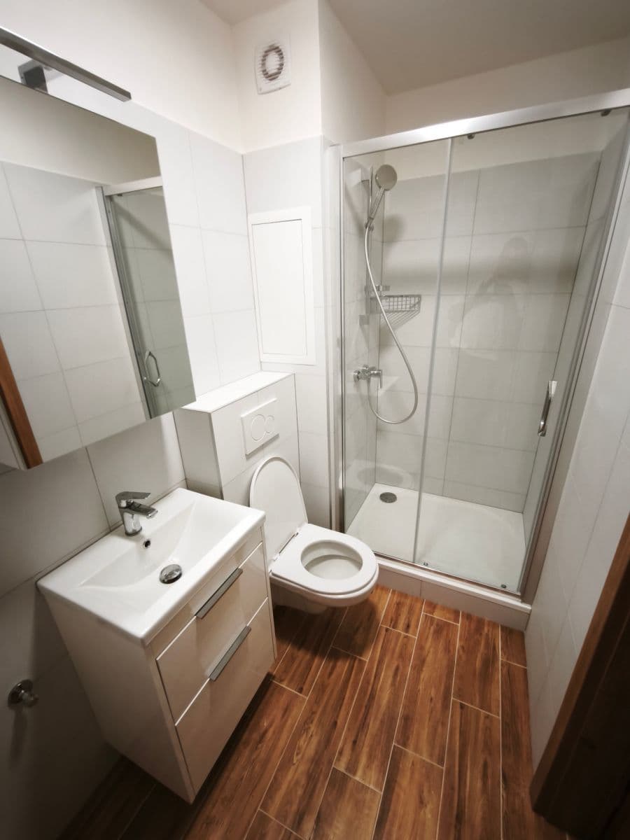 Prenájom bytu 3-izbový 76 m², Pod Záhorskem, Plzeň, Plzeňský kraj Prenájom bytu 3-izbový 76 m², Pod Záhorskem, Plzeň, Plzeňský kraj
