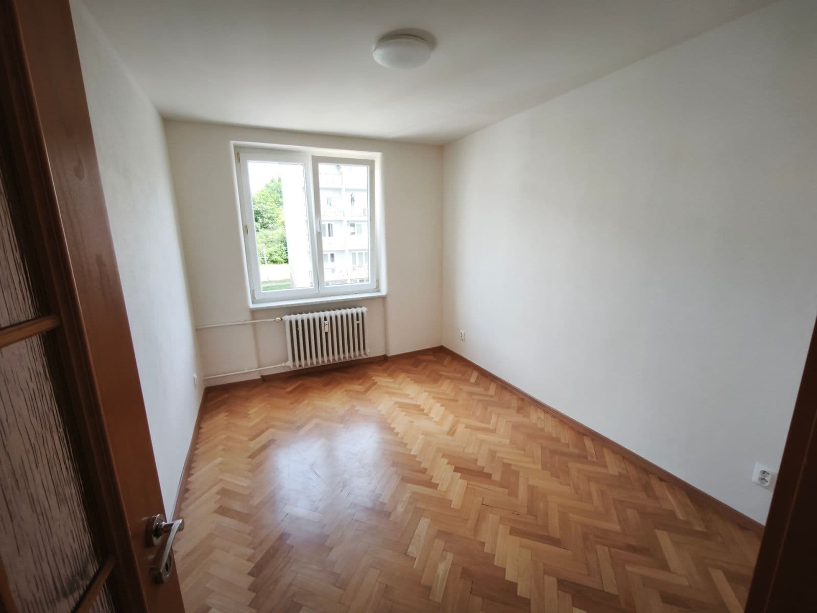 Prenájom bytu 3-izbový 76 m², Pod Záhorskem, Plzeň, Plzeňský kraj Prenájom bytu 3-izbový 76 m², Pod Záhorskem, Plzeň, Plzeňský kraj