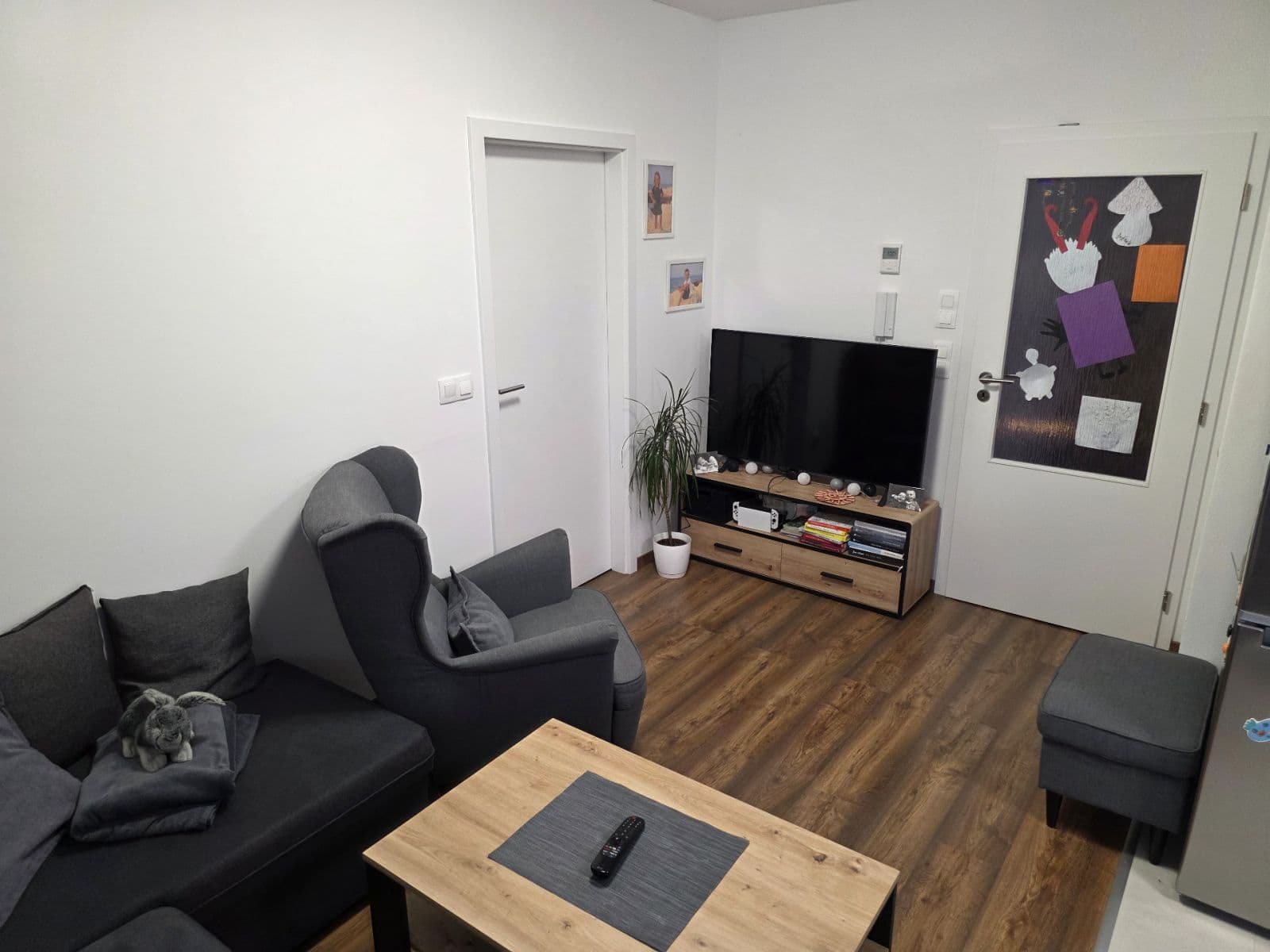 Prenájom bytu 3-izbový 65 m², Jana Žižky, Dačice, Jihočeský kraj Prenájom bytu 3-izbový 65 m², Jana Žižky, Dačice, Jihočeský kraj