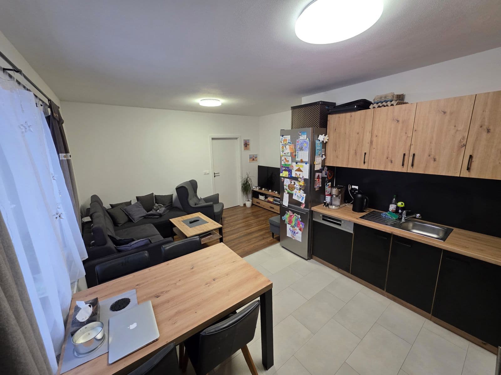 Prenájom bytu 3-izbový 65 m², Jana Žižky, Dačice, Jihočeský kraj Prenájom bytu 3-izbový 65 m², Jana Žižky, Dačice, Jihočeský kraj