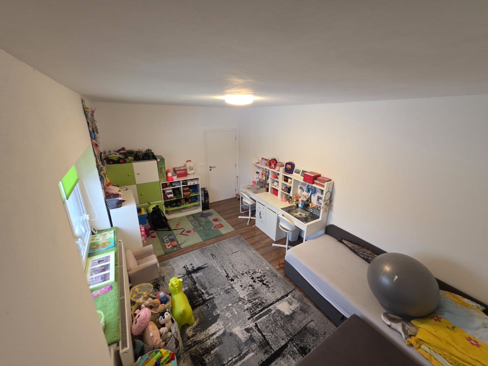 Prenájom bytu 3-izbový 65 m², Jana Žižky, Dačice, Jihočeský kraj Prenájom bytu 3-izbový 65 m², Jana Žižky, Dačice, Jihočeský kraj