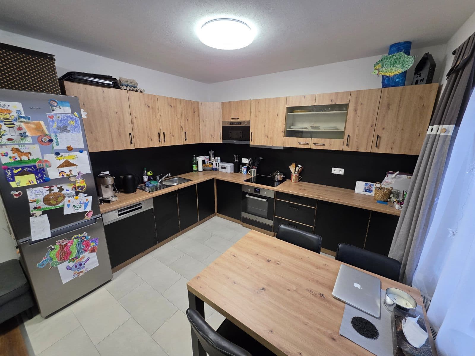 Prenájom bytu 3-izbový 65 m², Jana Žižky, Dačice, Jihočeský kraj Prenájom bytu 3-izbový 65 m², Jana Žižky, Dačice, Jihočeský kraj