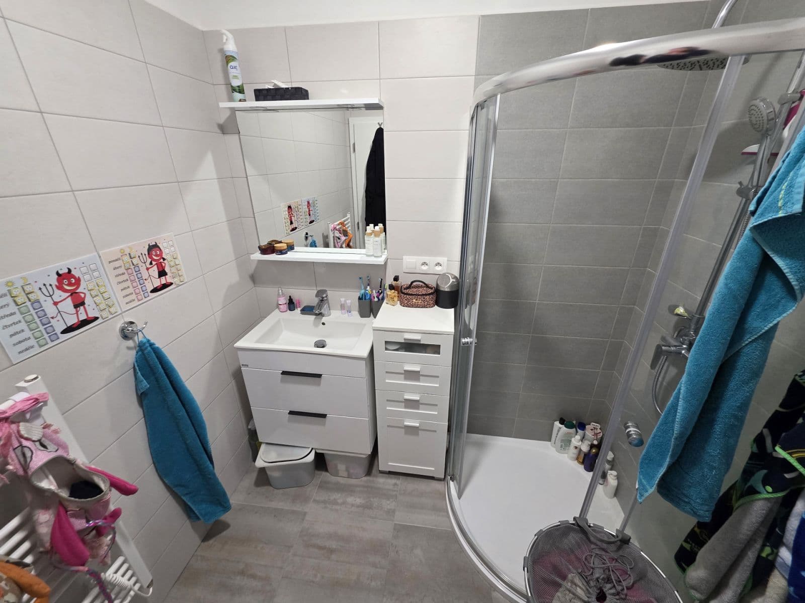 Prenájom bytu 3-izbový 65 m², Jana Žižky, Dačice, Jihočeský kraj Prenájom bytu 3-izbový 65 m², Jana Žižky, Dačice, Jihočeský kraj