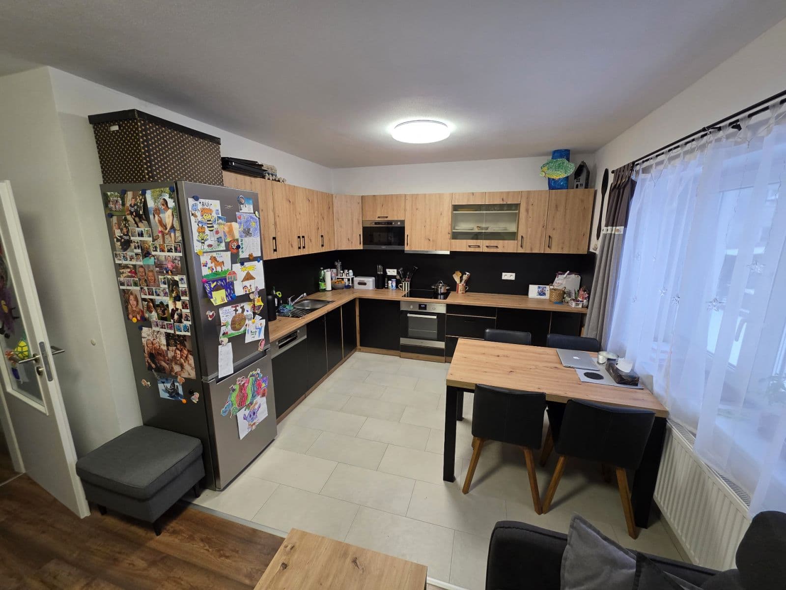 Prenájom bytu 3-izbový 65 m², Jana Žižky, Dačice, Jihočeský kraj Prenájom bytu 3-izbový 65 m², Jana Žižky, Dačice, Jihočeský kraj