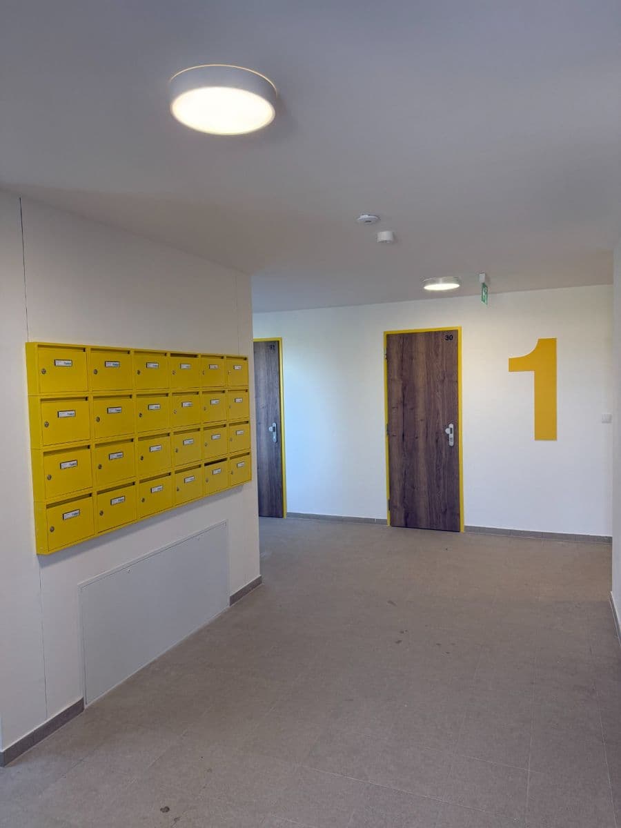 Prenájom bytu 2-izbový 59 m², Brandýs nad Labem-Stará Boleslav, Středočeský kraj Prenájom bytu 2-izbový 59 m², Brandýs nad Labem-Stará Boleslav, Středočeský kraj