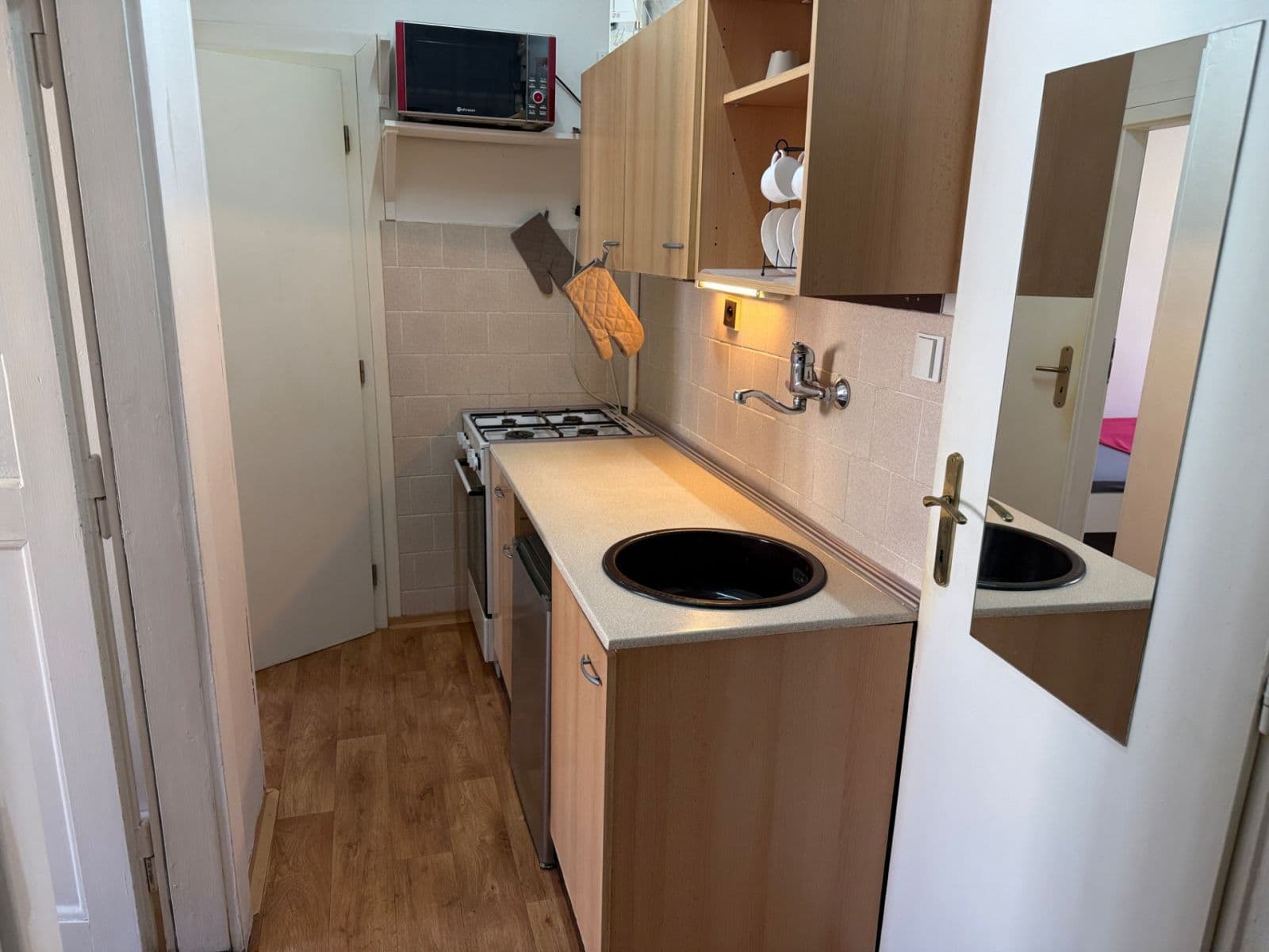 Prenájom bytu 2-izbový 49 m², Sarajevská, Praha, Praha Prenájom bytu 2-izbový 49 m², Sarajevská, Praha, Praha