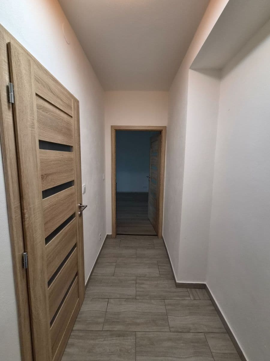 Prenájom bytu 3-izbový 53 m², U Cihelny, Jihlava, Kraj Vysočina Prenájom bytu 3-izbový 53 m², U Cihelny, Jihlava, Kraj Vysočina