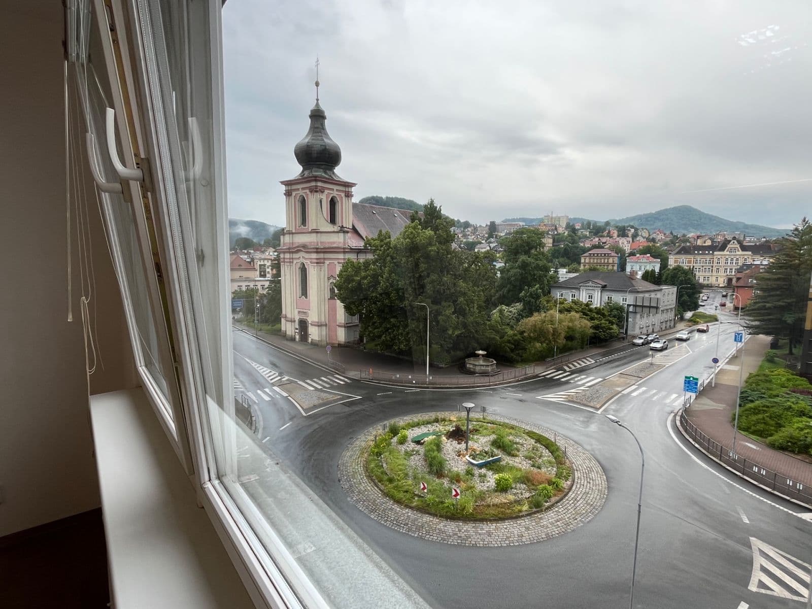 Prenájom bytu 2-izbový 35 m², 28. října, Děčín, Ústecký kraj Prenájom bytu 2-izbový 35 m², 28. října, Děčín, Ústecký kraj